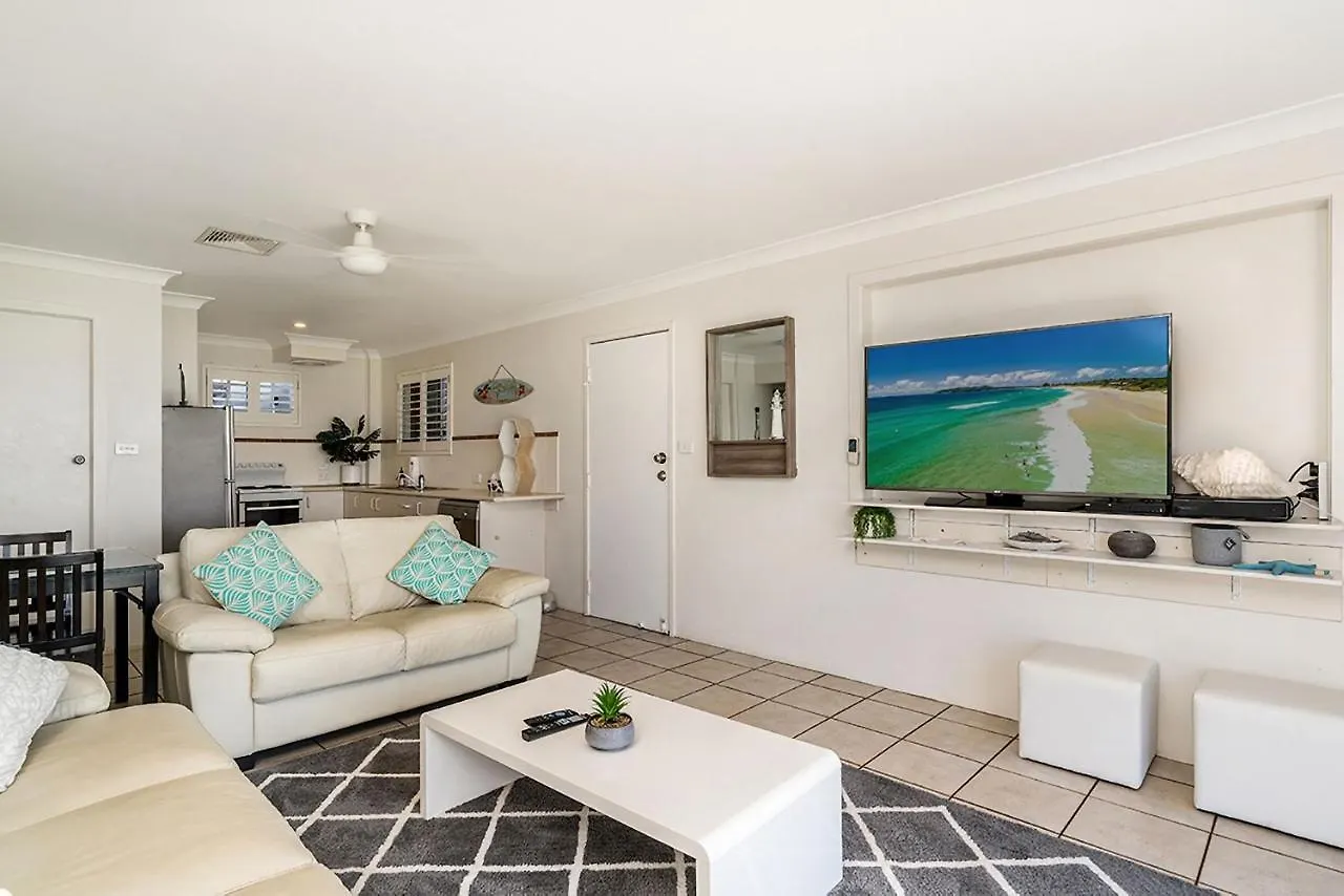 Absolute Beachfront Apartment 1B Lennox Head