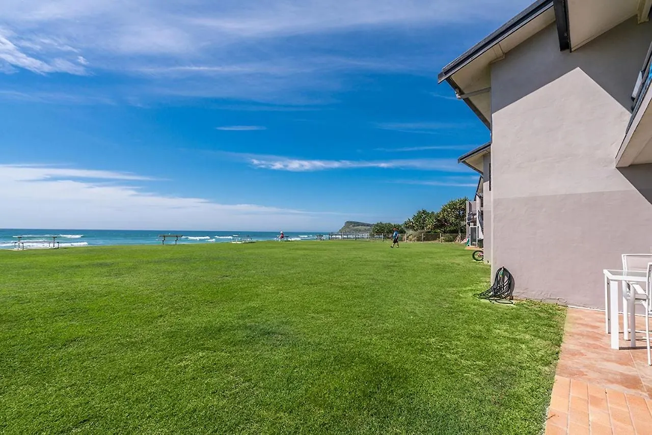 Absolute Beachfront Apartment 1B Lennox Head