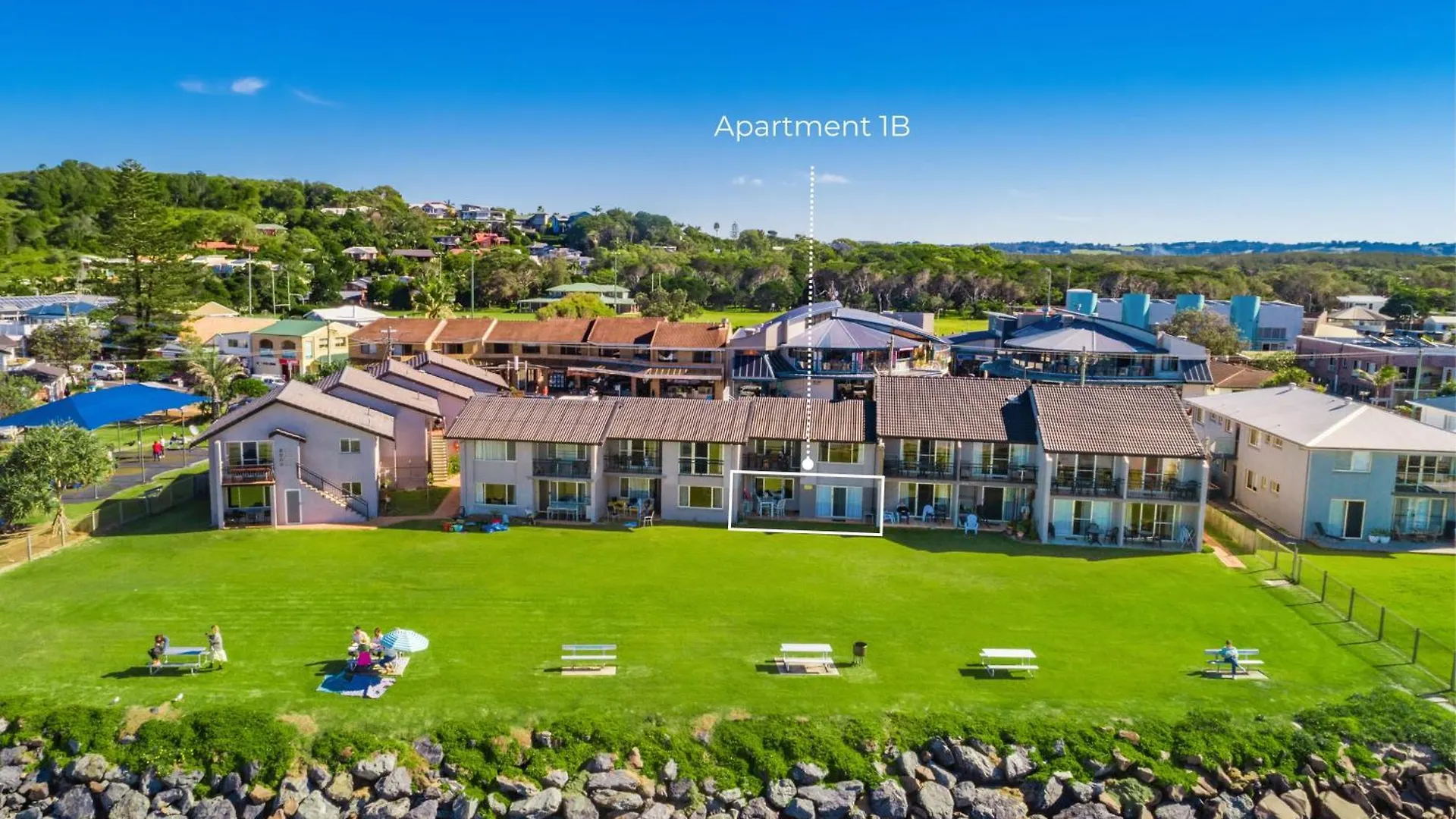 Absolute Beachfront Apartment 1B Lennox Head