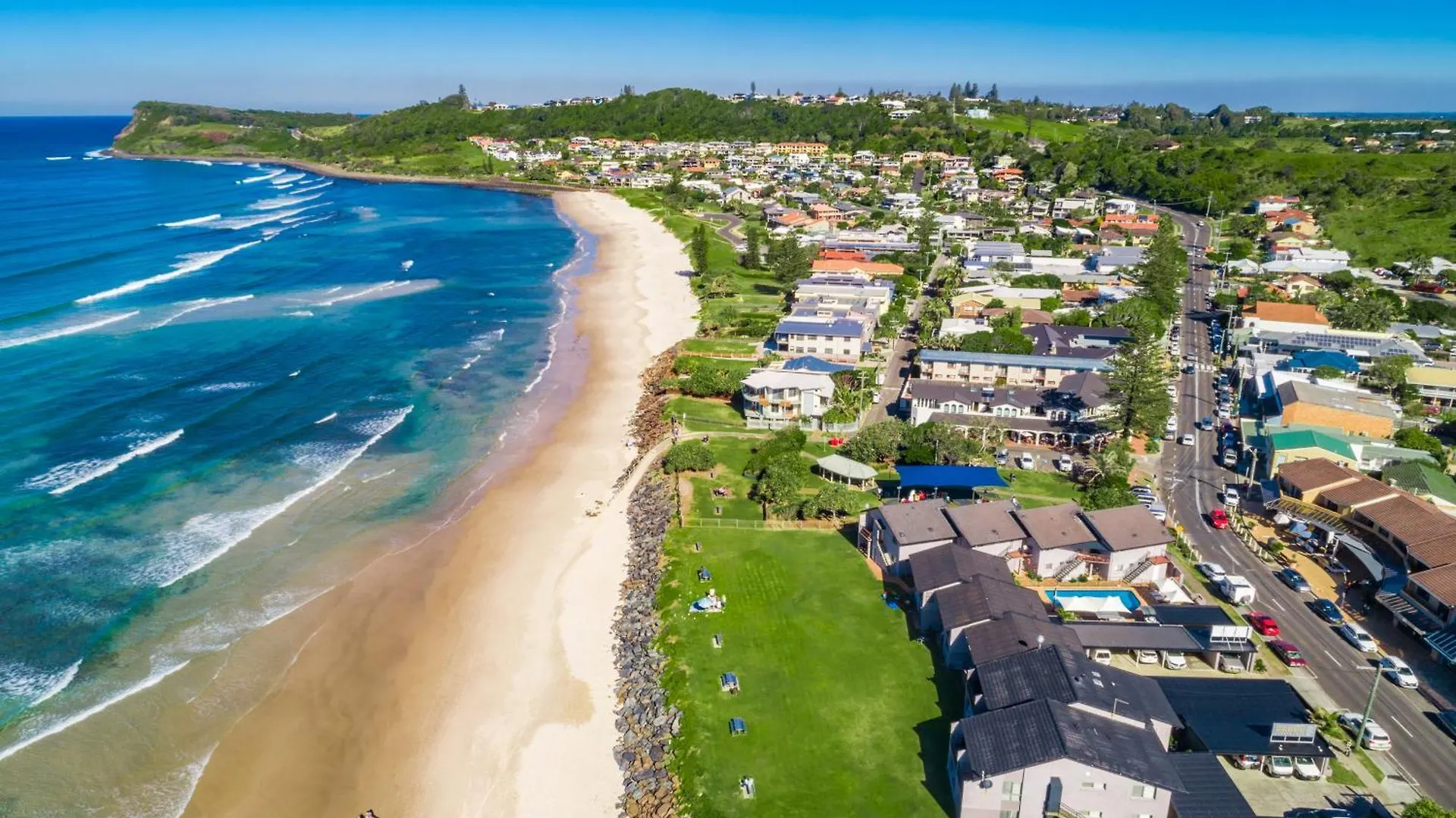 Absolute Beachfront Apartment 1B Lennox Head Australia